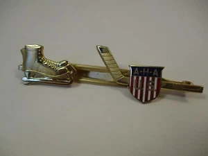 Vintage AHA US Hockey Assoication Large Tie Clip Bar Gold Tone Anson Enamel - Picture 1 of 7