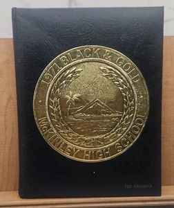 McKinley High School Hawaii 1971 anuario anual Black & Gold Tigers - Imagen 1 de 10