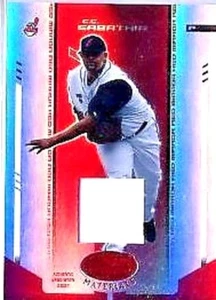 C.C.SABATHIA 2004 MATERIALES CERTIFICADOS HOJA ESPEJO ROJO JUEGO USADO #/250 - Imagen 1 de 1