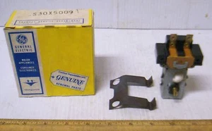 Vintage General Electric Hotpoint - Thermostatic Switch - P/N: WS30X5009 (NOS) - Picture 1 of 7
