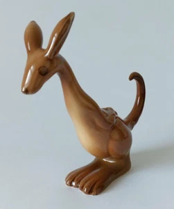 VERY RARE BESWICK-  FUN MODEL BROWN 'KANGARINE'  No1005 Issued 1944-1966 - Picture 1 of 6