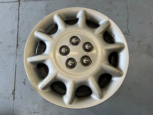 2000 Chrysler Sebring Convertible 15" Hub Cap Wheel Cover 0RN32TRMAB OEM - Picture 1 of 9