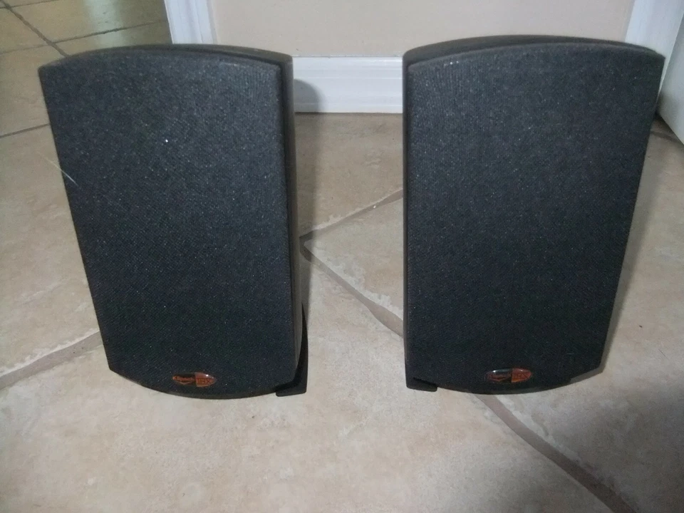 2 Klipsch Promedia 2.1THX Satellite Speakers w/ wiring and stands - Image 1 of 4