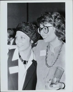 Vivienne Leebosh (Producer), Rhonda Bryant ORIGINAL PHOTO HOLLYWOOD Candid - Photo 1 sur 2