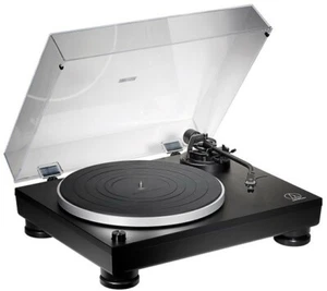 Audio Technica AT-LP5X Turntable - 3 Speed USB Output Phono + AT-VM95E Cartridge - Picture 1 of 9