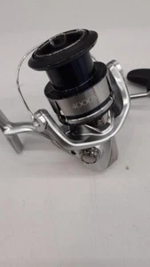 Carrete giratorio Shimano 19 Stradic 4000XG relación de transmisión 6,2:1 usado - Imagen 1 de 7