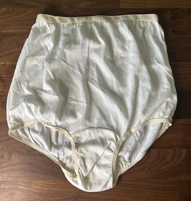 Bragas para dormir a medida con refuerzo de nailon GAYMODE de colección años 60 talla 34 pennes segunda piel Foto 1 de 4