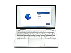 HP Pavilion x360 - FHD Touch - i5-1235U - 8GB RAM - 512GB SSD (BROKEN CASE) - Picture 1 of 13