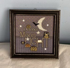 FOTO DE PUNTO DE CRUZ CONTADO LUZ DE LUNA DE OCTUBRE SOLO OTRO BOTÓN CO. - Imagen 1 de 2