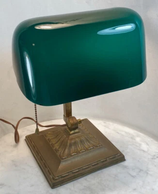 Antique Emeralite Style Banker’s Desk Lamp. Green Shade - Image 1 of 4