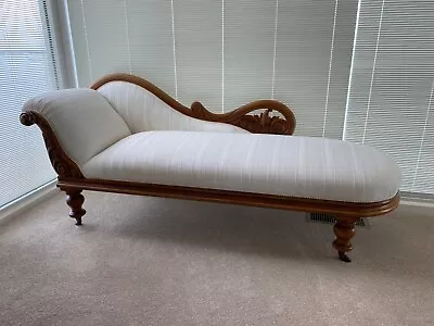 Antique Cedar Chaise • 950$