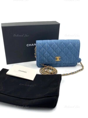 Authentic CHANEL Blue Denim Wallet-on-the-chain WOC Flap Bag Pearl Crush New - Imagem 1 de 4