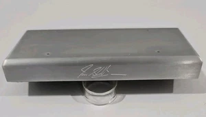 Jaguar XF mit gravierter Signatur Auto Designer Ian Stuart Callum Aluminium NUR BASIS - Bild 1 von 9