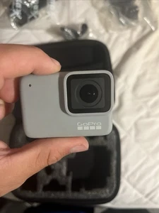 GoPro HERO7 White Action Camera with Accessories Bundle - Picture 1 of 4