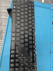 0KNB0-602CSP00 AEKJ3P02010 TECLADO ASUS ORIGINAL G60V G60VX-RBBX05 (BC53) - Imagen 1 de 3