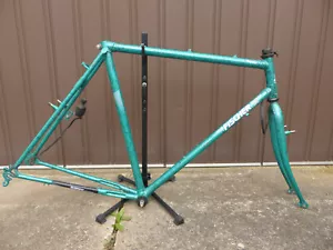 FISCHER Trendline Tripolis Rahmen + Gabel 28" RH 57cm Retro Trekkingrad Stahl - Bild 1 von 24