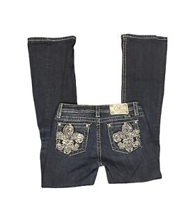 Miss Me jeans, Junior Taille 16, Bootcut, Poche Fleur-de-Lis Design (28x30)