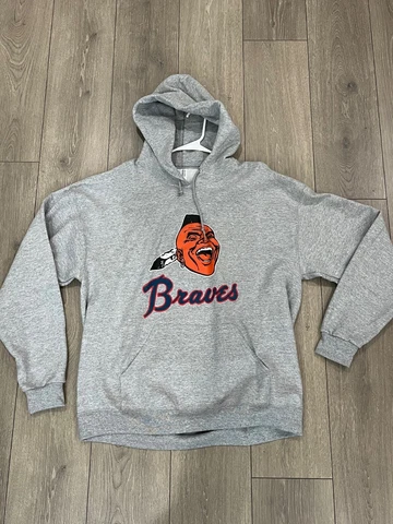 ATLANTA BRAVES RETRO HOODIE - 1970 - SIZE XL - NEVER WORN Cover