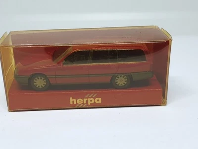 Opel Omega Caravan 2066 von Herpa Modellauto (3B) - Bild 1 von 2