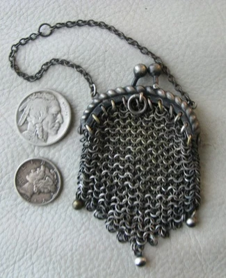 Antiguo Monedero Muñeca Chatelaine Art Nouveau Plata Marco Floral 3 Bolas Borla Foto 1 de 4