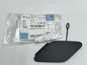 BMW F90 LCI Stoßstange vorne Abschleppöse Abdeckung 51118746626 8746626 NEU ORIGINAL - Bild 1 von 5