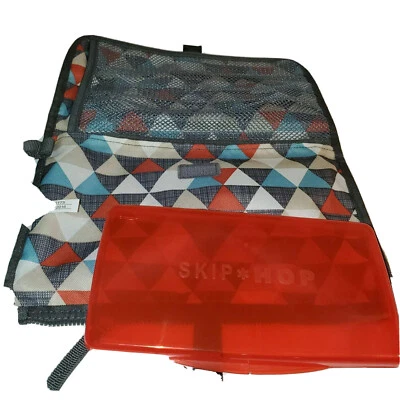 Organizador para Cochecito Skip Hop Universal Rojo Gris Azul Toallitas para Pañales Pop Geométrico Foto 1 de 4