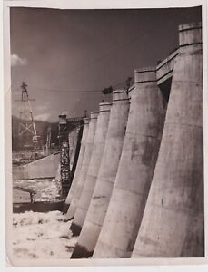 WATER CASCADING DOWN BONNEVILLE DAM * 1937 VINTAGE COLUMBIA RIVER WA photo