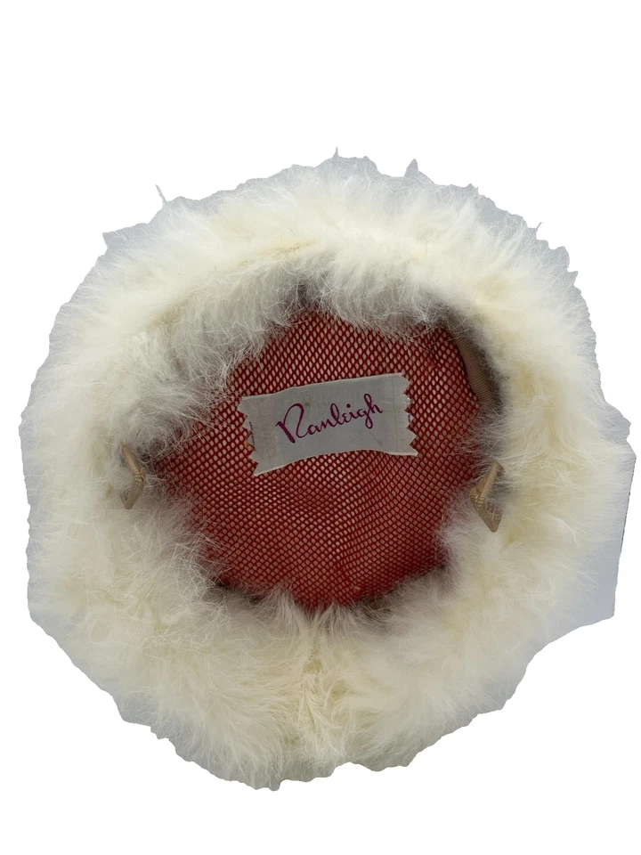 De colección Ranleigh Blanco Marfil Piel o Imitación Piel Forro Rojo Damas Sombrero Pieza para Cabeza Foto 1 de 4