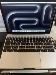 99.99% Condition Apple MacBook M3  Silver12”/ SSD256 GB, Ram 8GB , Cc 1 - Picture 1 of 6