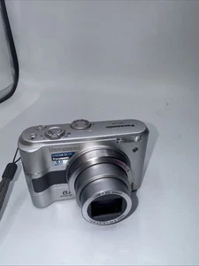 Panasonic Lumix Digital Camera DMC-LZ3 5.0MP w/ memory card 2GB & Fresh Batterie - Picture 1 of 12