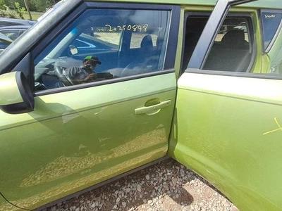 Used Rear Left Door Interior Trim Panel fits: 2016 Kia Soul  Grade A - Image 1 of 4