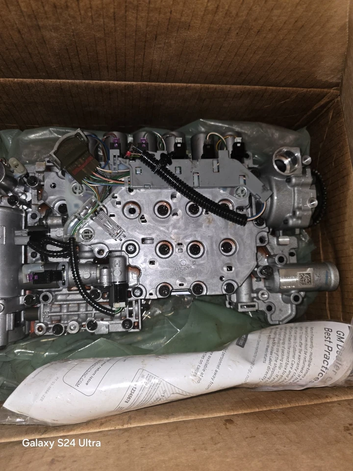 Cuerpo De Valvulas De La Trasmisión De Chevrolet Silverado LT 2020 5,3 De 8 velocidades Foto 1 de 2