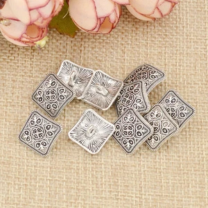 10 Pcs Square Floral Carved Shank Buttons Sewing Antique Silver Craft Metal New - Picture 1 of 4