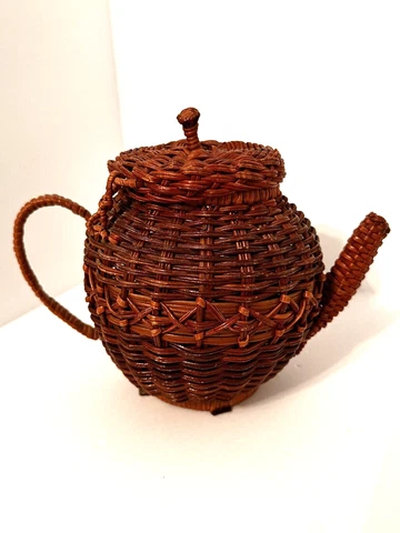 Vintage Teapot Shaped Lidded Brown Rattan Basket Boho Home Decor Storage Cover