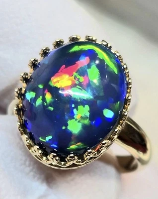 Anillo solitario de ópalo negro natural de 14 k de oro amarillo macizo de 14 k anillo de ópalo etíope  Foto 1 de 4
