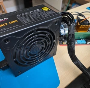 Fuente de alimentación totalmente modular EVGA SuperNova 750 G5 80 Plus Gold 750W - Imagen 1 de 2