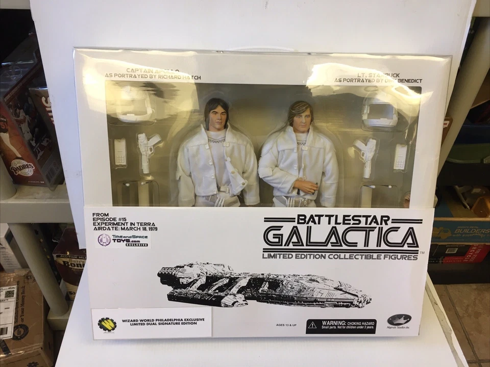 Majestic Studios Battlestar Galactica Limited Edition 12” Figures 2autographs