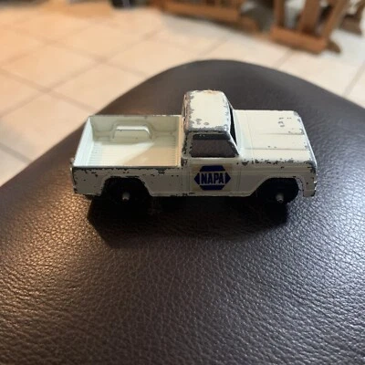 NAPA truck 1/64 midgetoy - Image 1 of 4