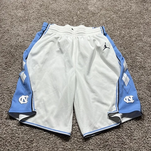 Nike Air Jordan North Carolina Tar Heels NCAA Authentic Shorts Size Men’s M Cover