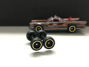 R208 Hotwheels 1/64 Set # Spitze Schwarz Gold Draht 10 mm, Medium Gummi Echte Fahrer - Bild 1 von 5