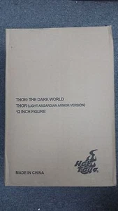 Hot Toys MMS 225 Thor The Dark World Chris Hemsworth (Light Asgardian Armor) NEW - Picture 1 of 2