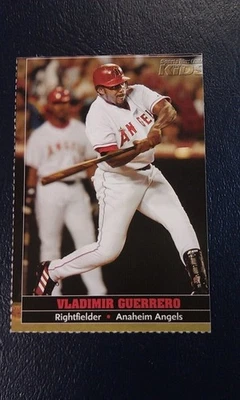 Vladimir Guerrero Anaheim Angels 408 MLB Sports Illustrated for Kids SI For Kids - Image 1 of 2