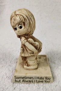 Sometimes I Hate You “ R & W Berries 1975 Statue Figure 9108 Vintage Collectible - Picture 1 of 7