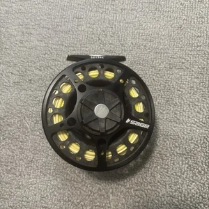 Carrete Sage 3810CF con línea de carrocería Scandi RIO #9 pesca con mosca - Imagen 1 de 6