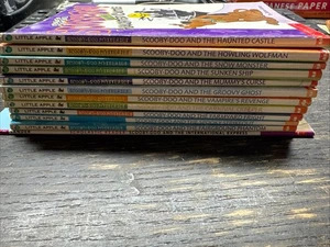 Lot of 12 Scooby-Doo Books Scholastic Paperback - Foto 1 di 4