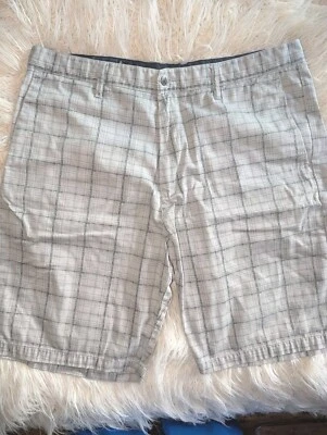 Pantalones Cortos Chinos Volcom Corpo Class Para Hombre Skate Surf Talla 38 Off White  Foto 1 de 2