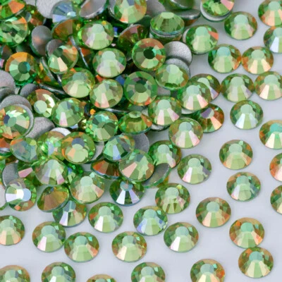 NUEVO Color Dorado Claro Vidrio Estrás Plano Arte en Uñas Ropa Decoración Foto 1 de 4