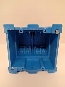 Carlon BH234R Scatola di uscita in PVC 1 velocità, vecchio lavoro, blu, 34,0 Cu. In. - Foto 1 di 3