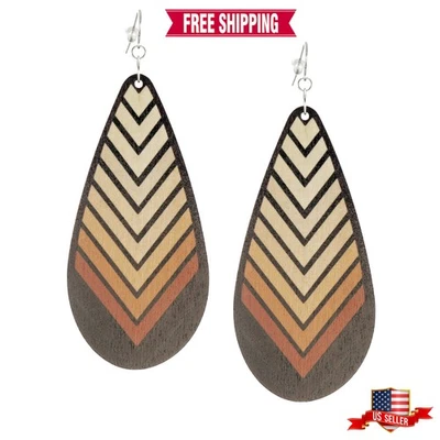 Pendientes Boho Lágrima Chevron Madera Ligeros, Alambres para Orejas Platino Foto 1 de 3