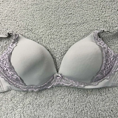 Motherhood Bra 36D Nursing Bra Lace Trim - Image 1 of 4